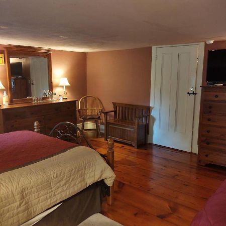 1805 House Bed & Breakfast Hollowville エクステリア 写真