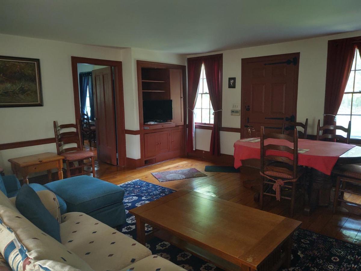 1805 House Bed & Breakfast Hollowville エクステリア 写真