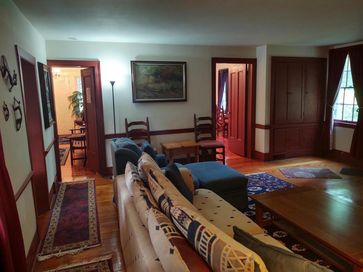 1805 House Bed & Breakfast Hollowville エクステリア 写真